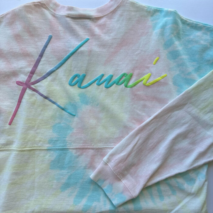 tie dye rainbow crop t-shirt Kauai script