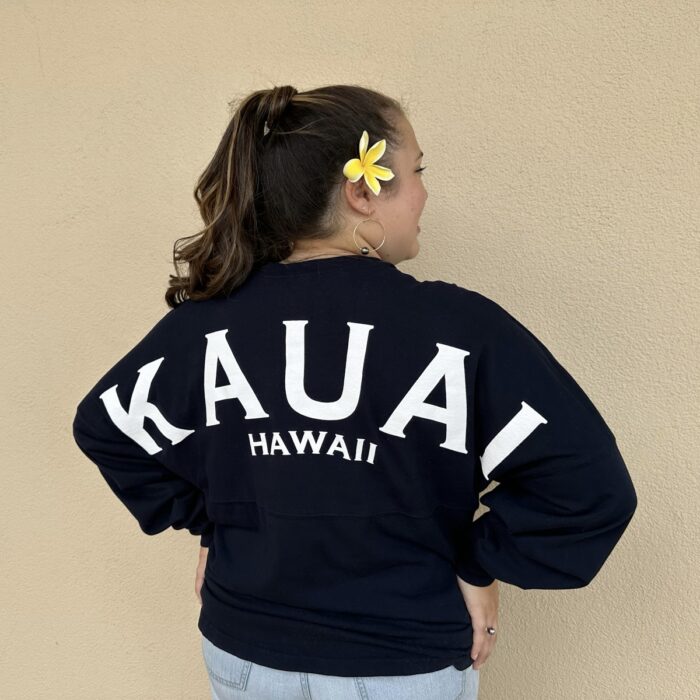 long sleeve t-shirt navy blue with Kauai white